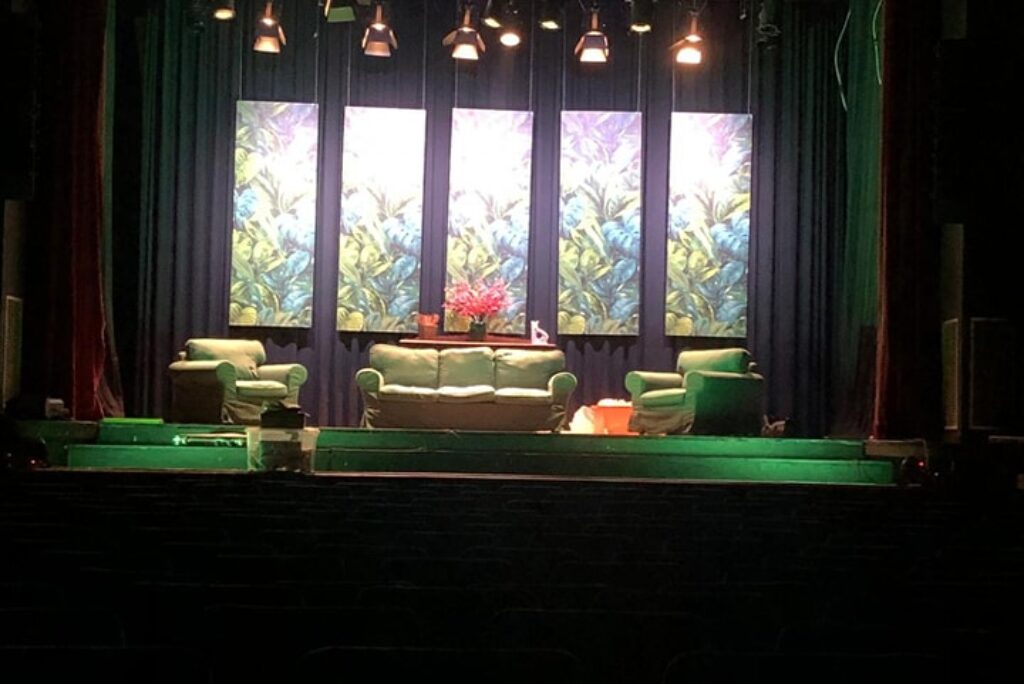 Espetáculo de Teatro “Amigos com Benefícios”