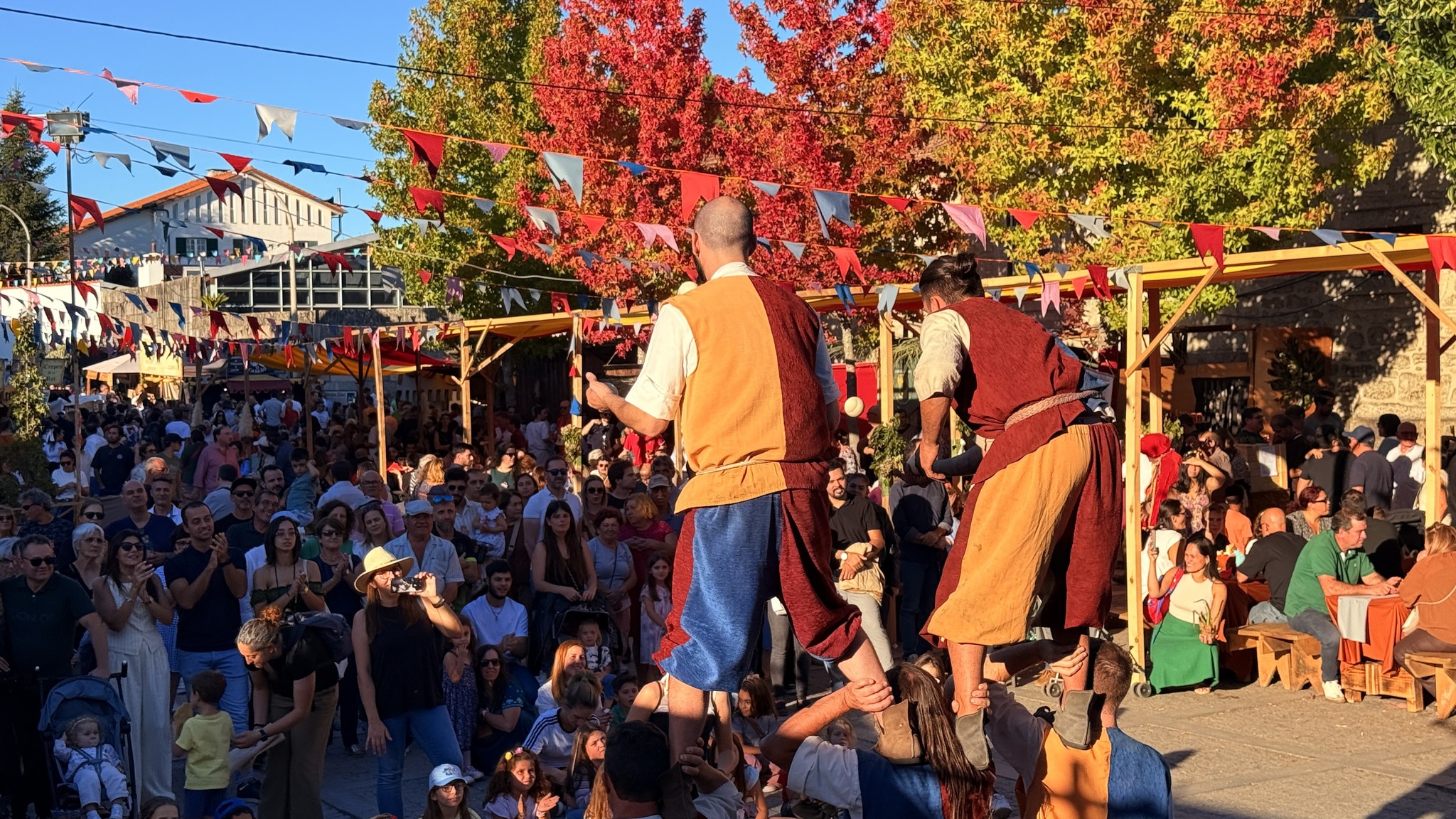 33.ª Feira Medieval de Canas de Senhorim volta a encher as ruas de história, cor e tradição